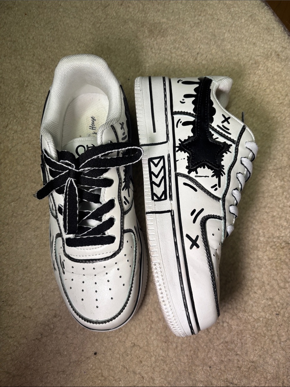 Women’s White and Black Graphic Low-Top Sneakers